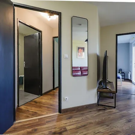 Apartamento Montaigne - Proche Tram - 5min Aéroport