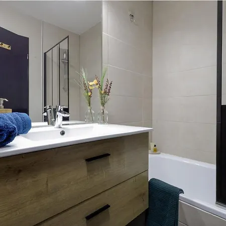 Montaigne - Proche Tram - 5min Aéroport Apartamento *