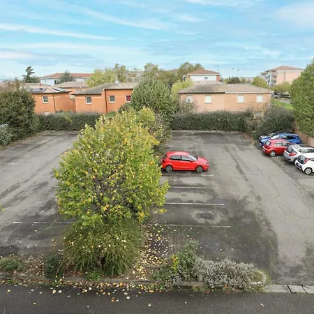 Apartment Montaigne - Proche Tram - 5min Aeroport Blagnac